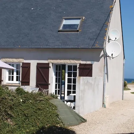 Hébergement de vacances 5 Bedroom In *